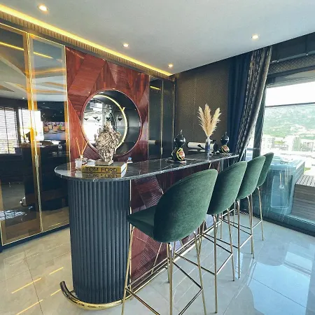 # B87 - Luxus-duplex Apartment, 12 Und 13 Stock Ueber Alanya, Whirlpool Mit Meerblick, Bar, Baeder, Terrassen, Gym, Private Tower Apartamento *